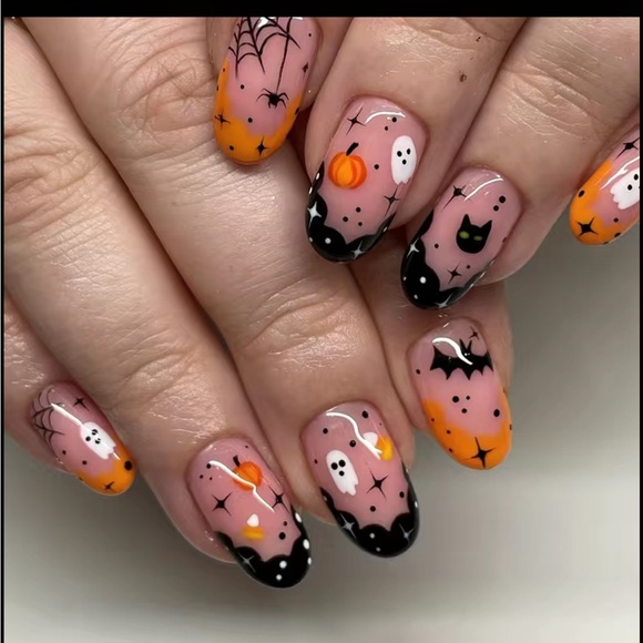 Halloween Press on Nail 5 Pack - Picture 3 of 11